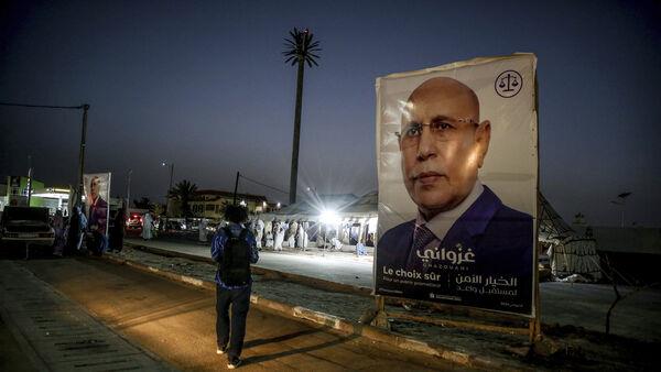 Mauritanians vote for president with incumbent favoured to win
